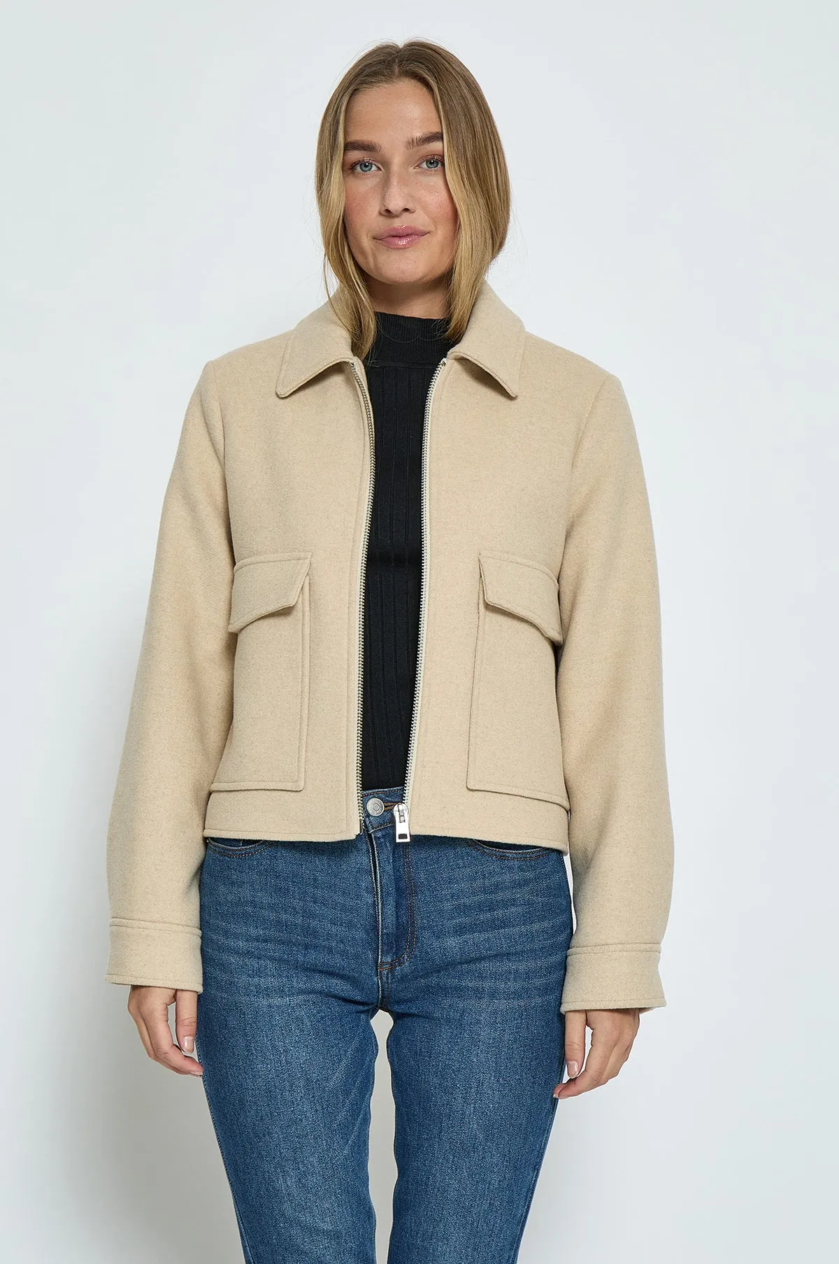 Freja Short Wool Jacket Fog Sand