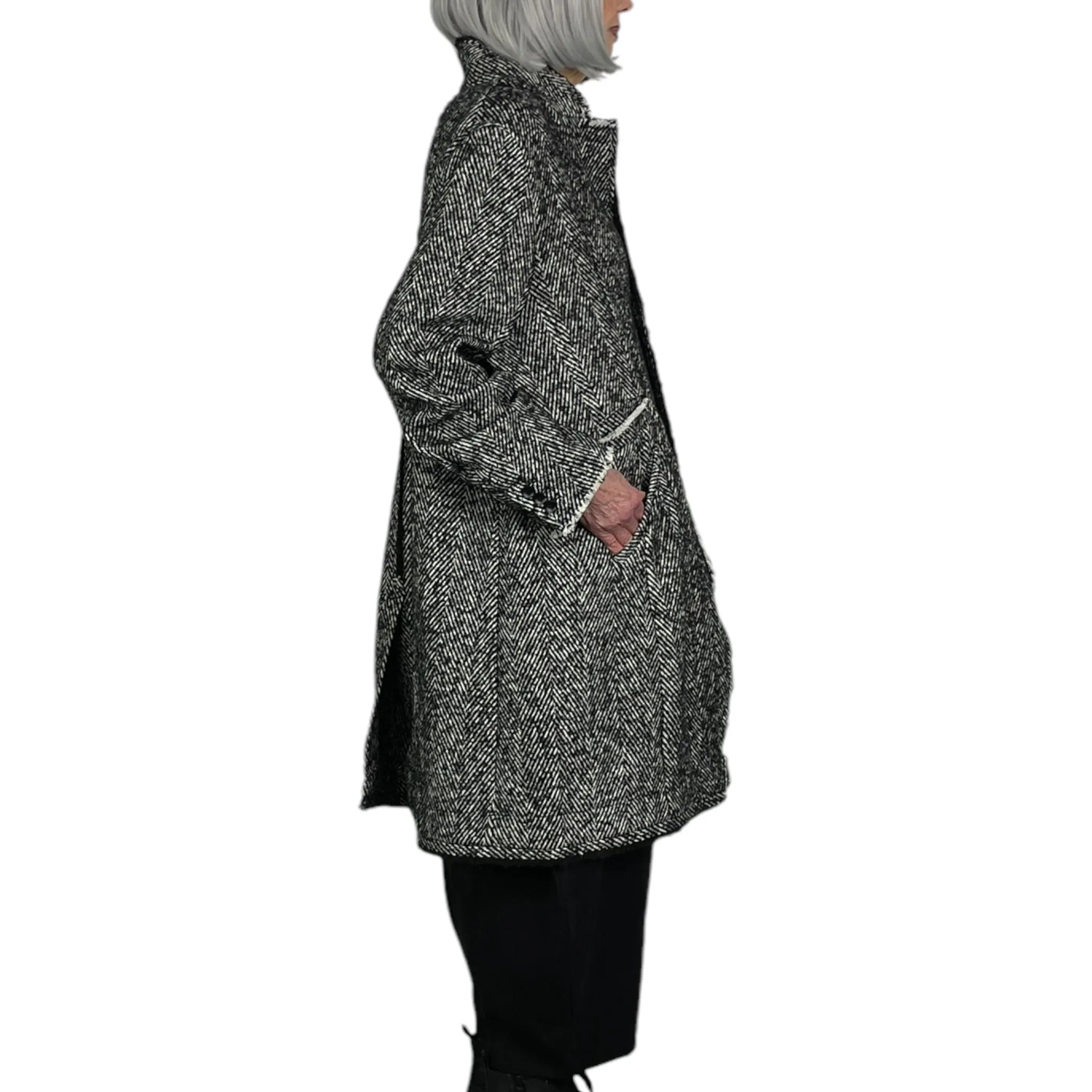 TAILORED TWEED COAT